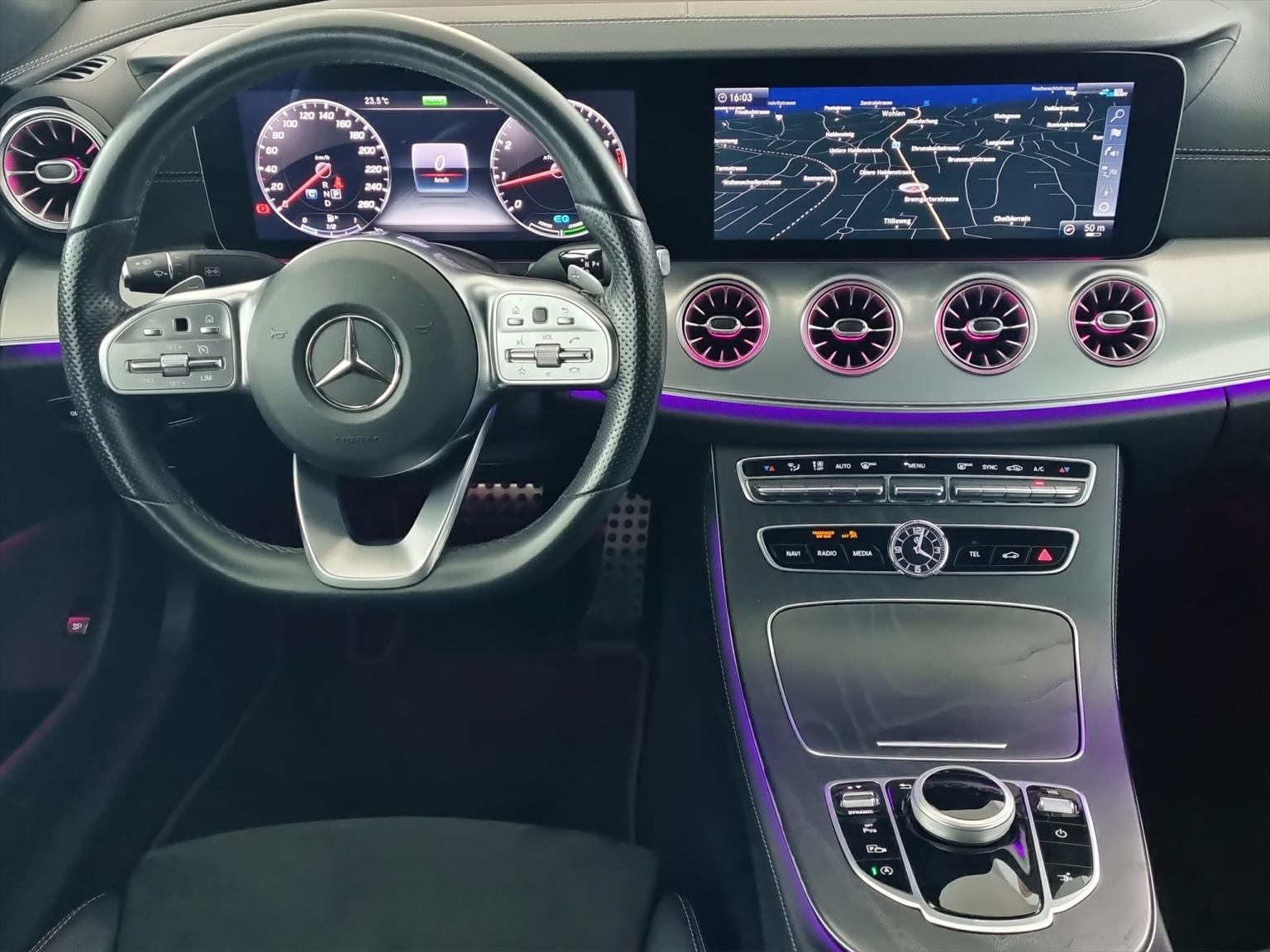 MERCEDES-BENZ E 200 AMG Line Coupé-image-7