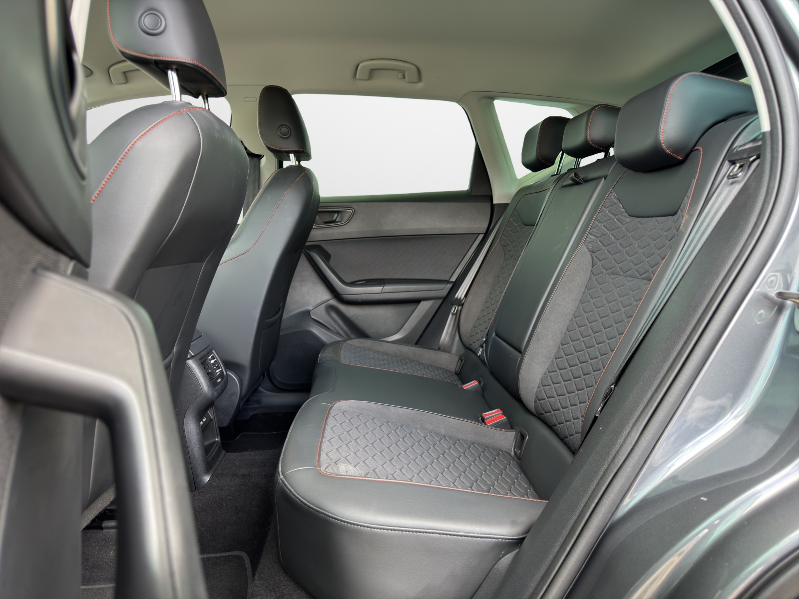 SEAT Ateca 1.5 TSI FR DSG-image-5