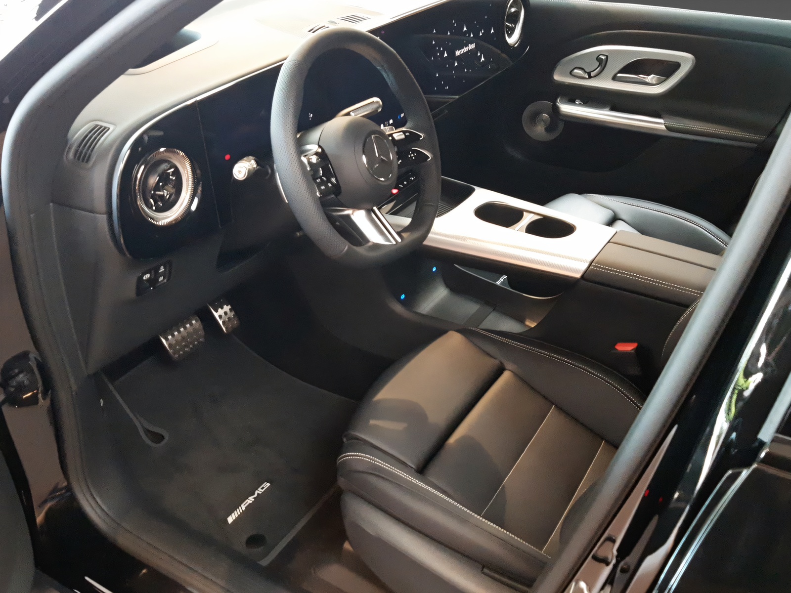 MERCEDES-BENZ GLB 220 4Matic-image-6