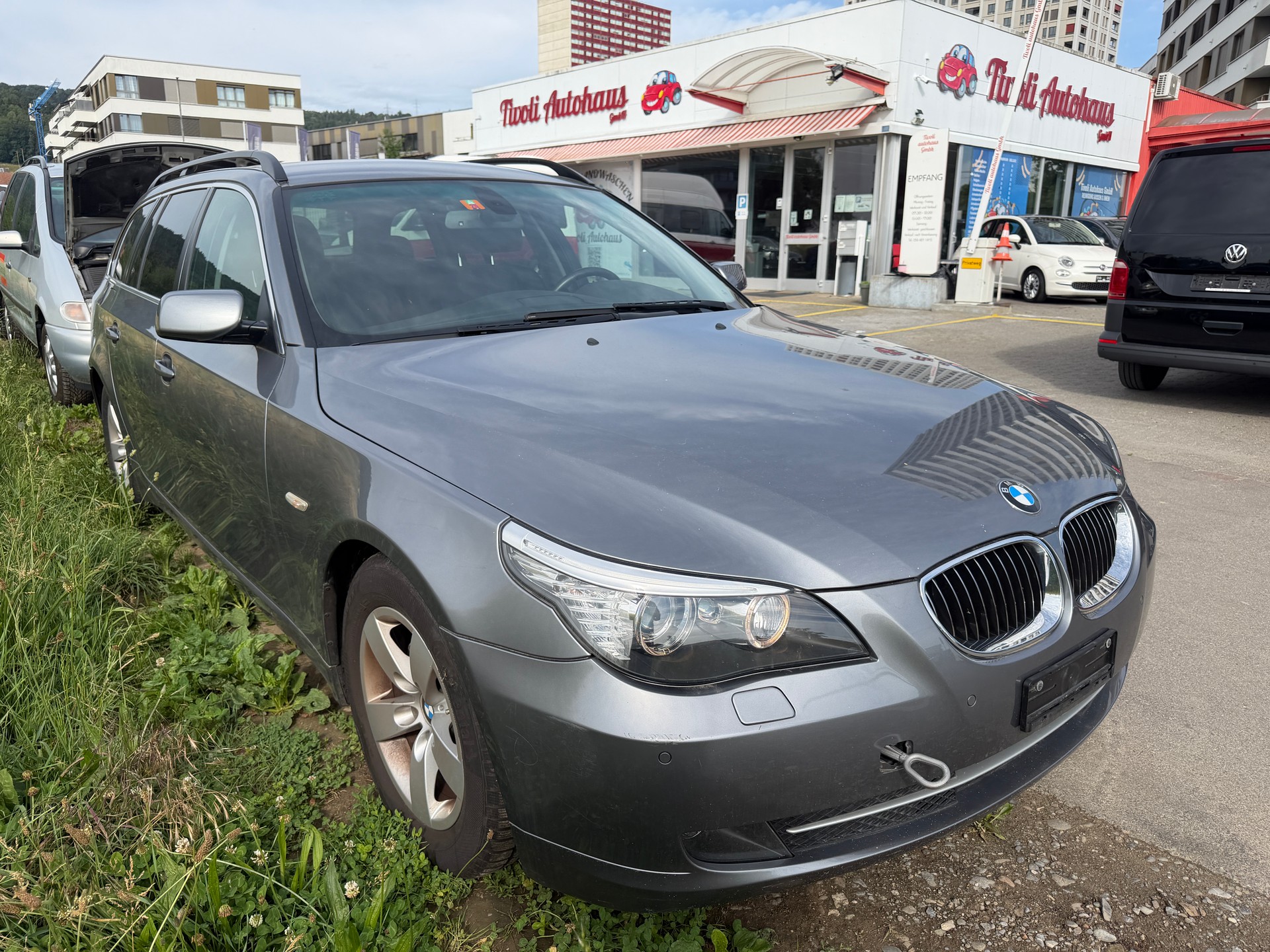 BMW 523i Touring more4you Steptronic-showroom-element-1