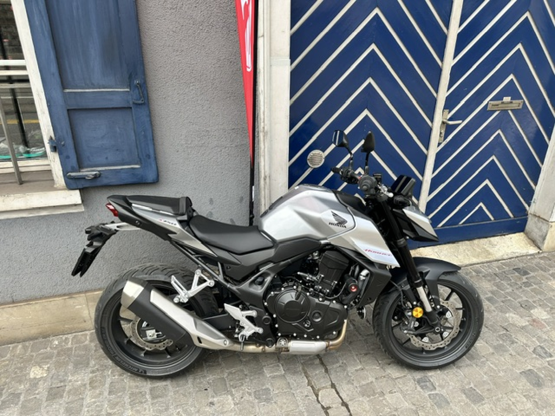 HONDA CB 750 Hornet 35KW/ Mit diversem Honda Zubehör gratis-image-8