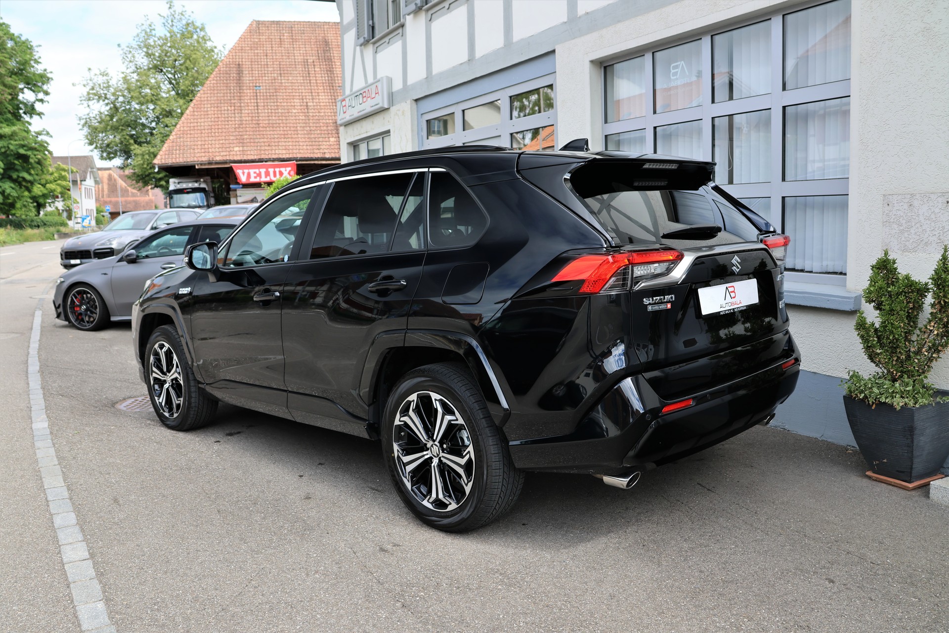SUZUKI Across 2.5 Plug-in-Hybrid Compact Top E-CVT (CH)-image-6