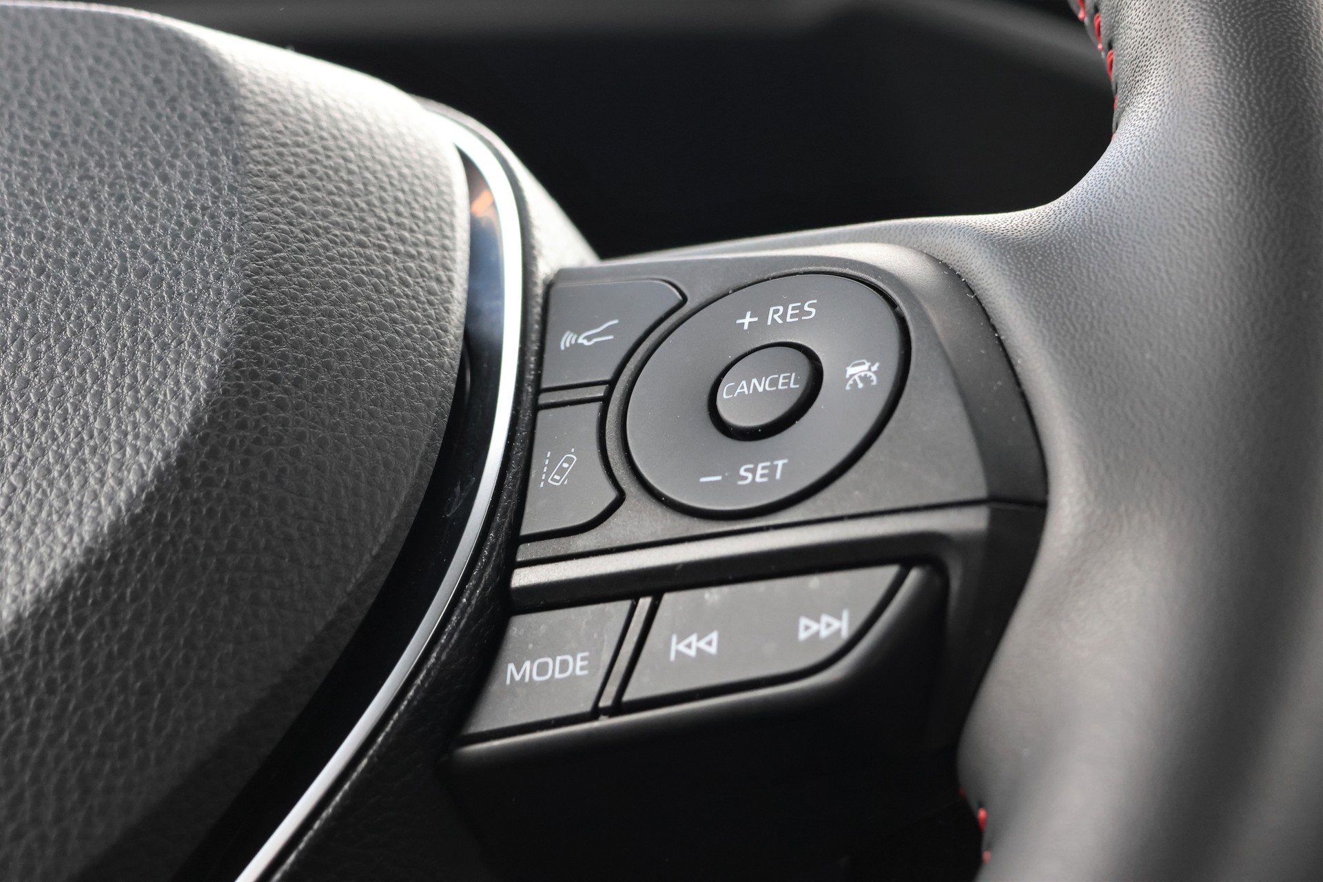 SUZUKI Across 2.5 Plug-in-Hybrid Compact Top E-CVT (CH)-image-15