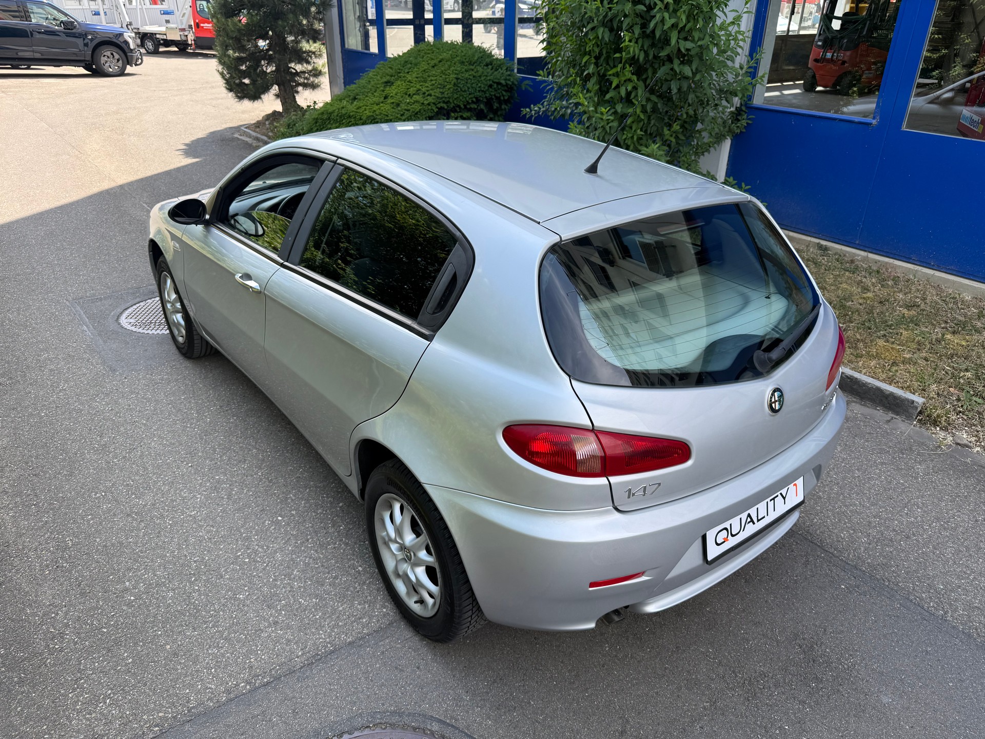 ALFA ROMEO 147 1.6 TS 16V Distinctive-image-6