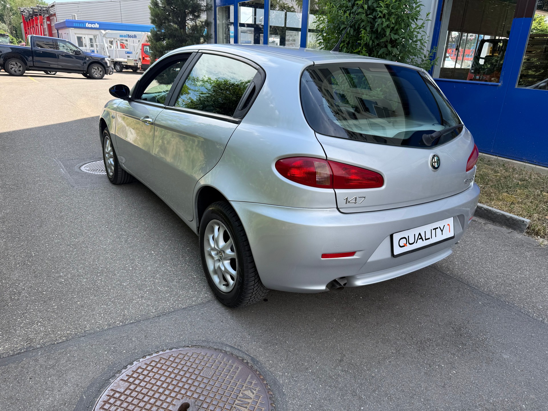 ALFA ROMEO 147 1.6 TS 16V Distinctive-image-3