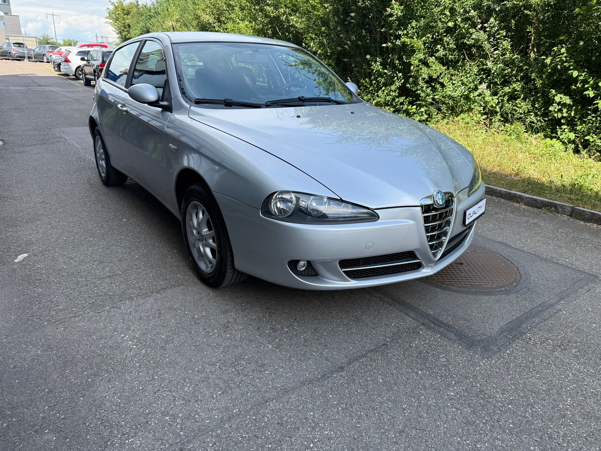ALFA ROMEO 147 1.6 TS 16V Distinctive-image-2