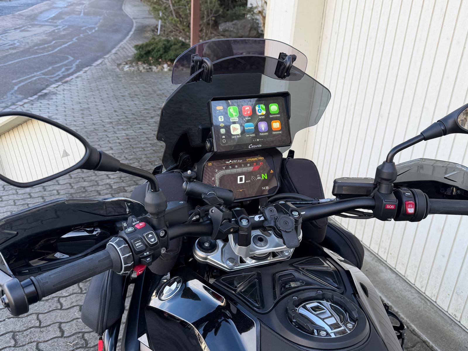 BMW R 1300 GS-image-5