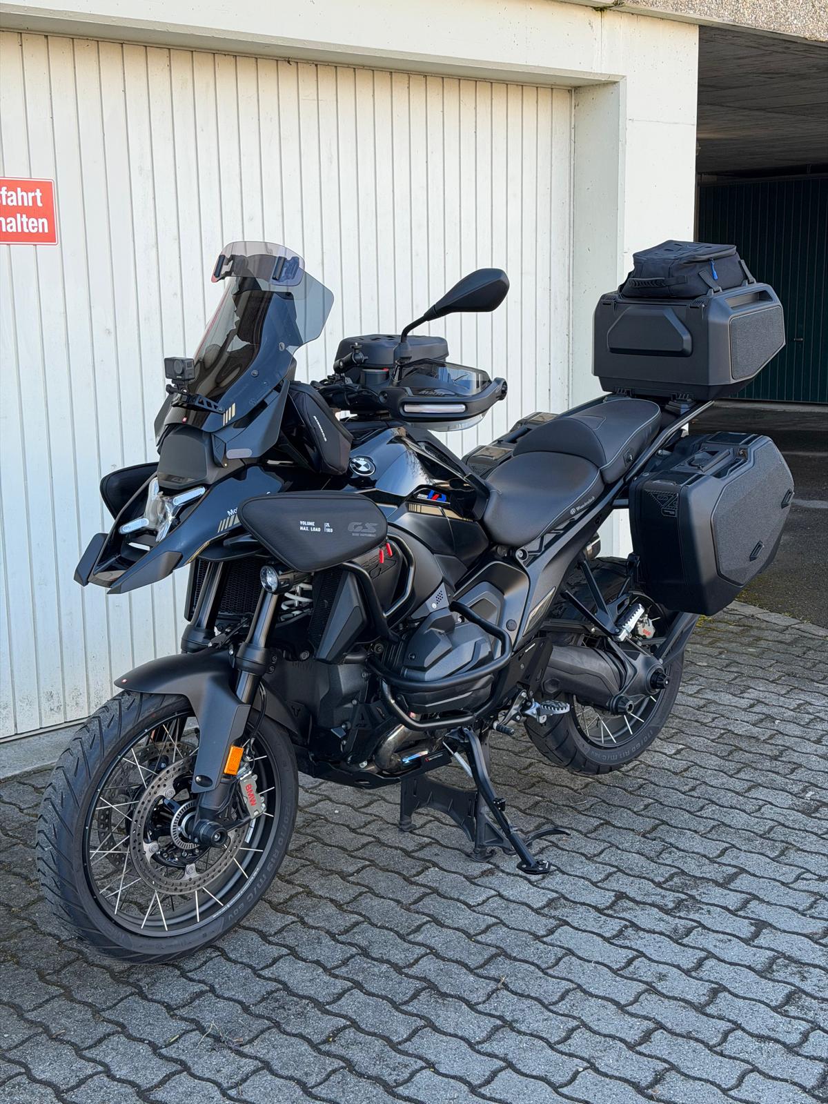 BMW R 1300 GS-image-0