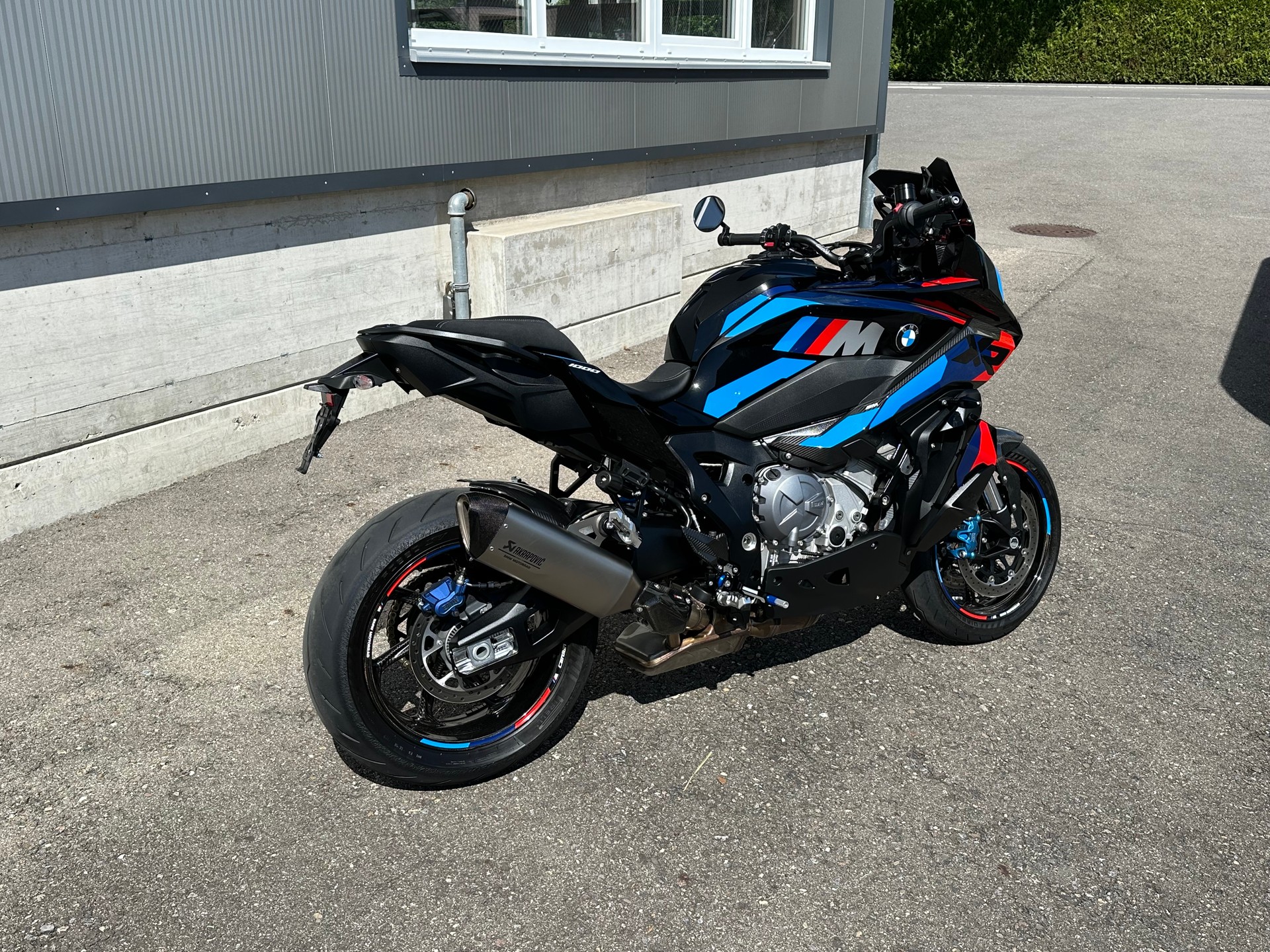BMW M 1000 XR Competition-image-2