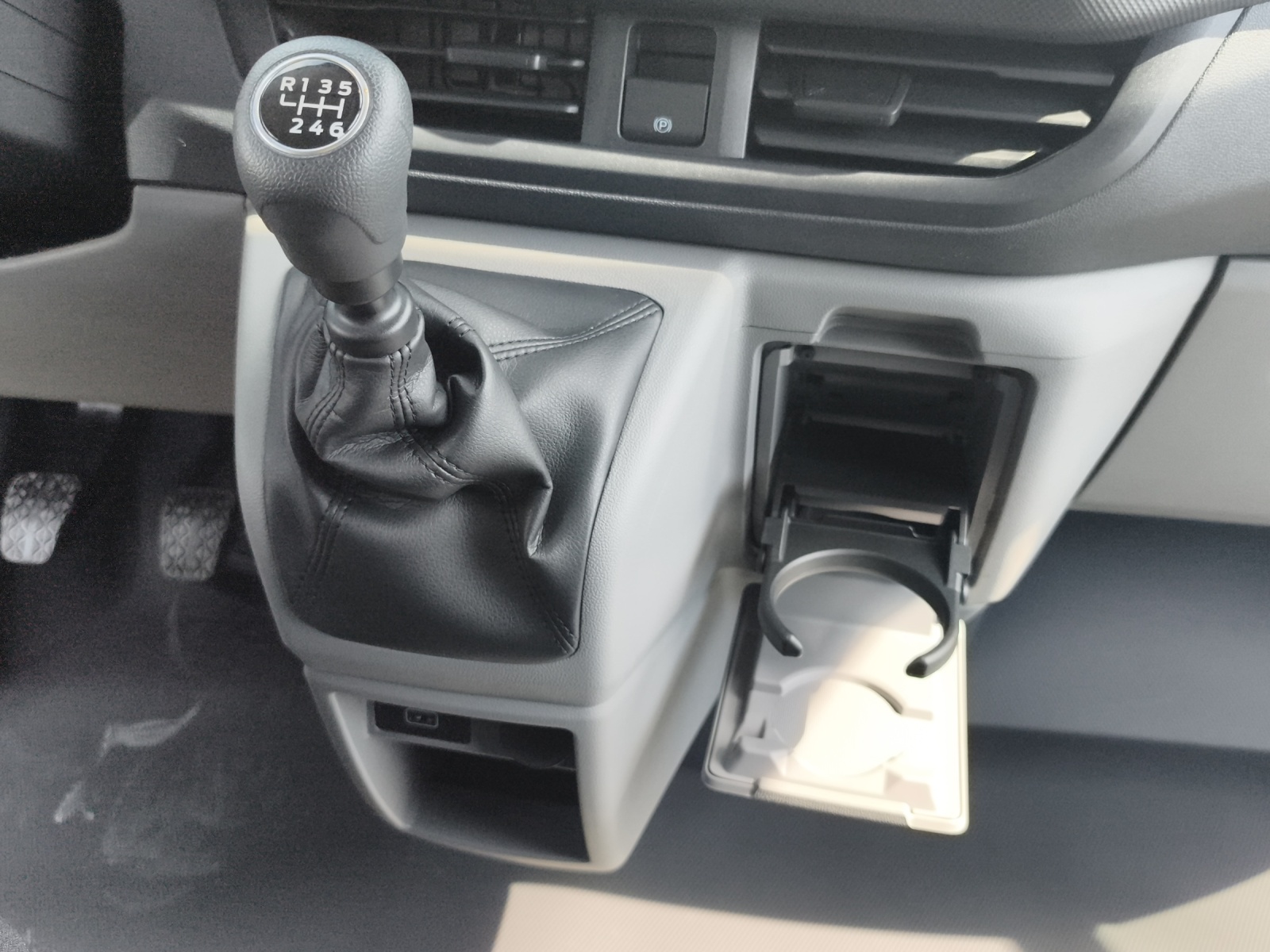 FORD Transit Custom Van 280 L1 2.0 EcoBlue Trend-image-18