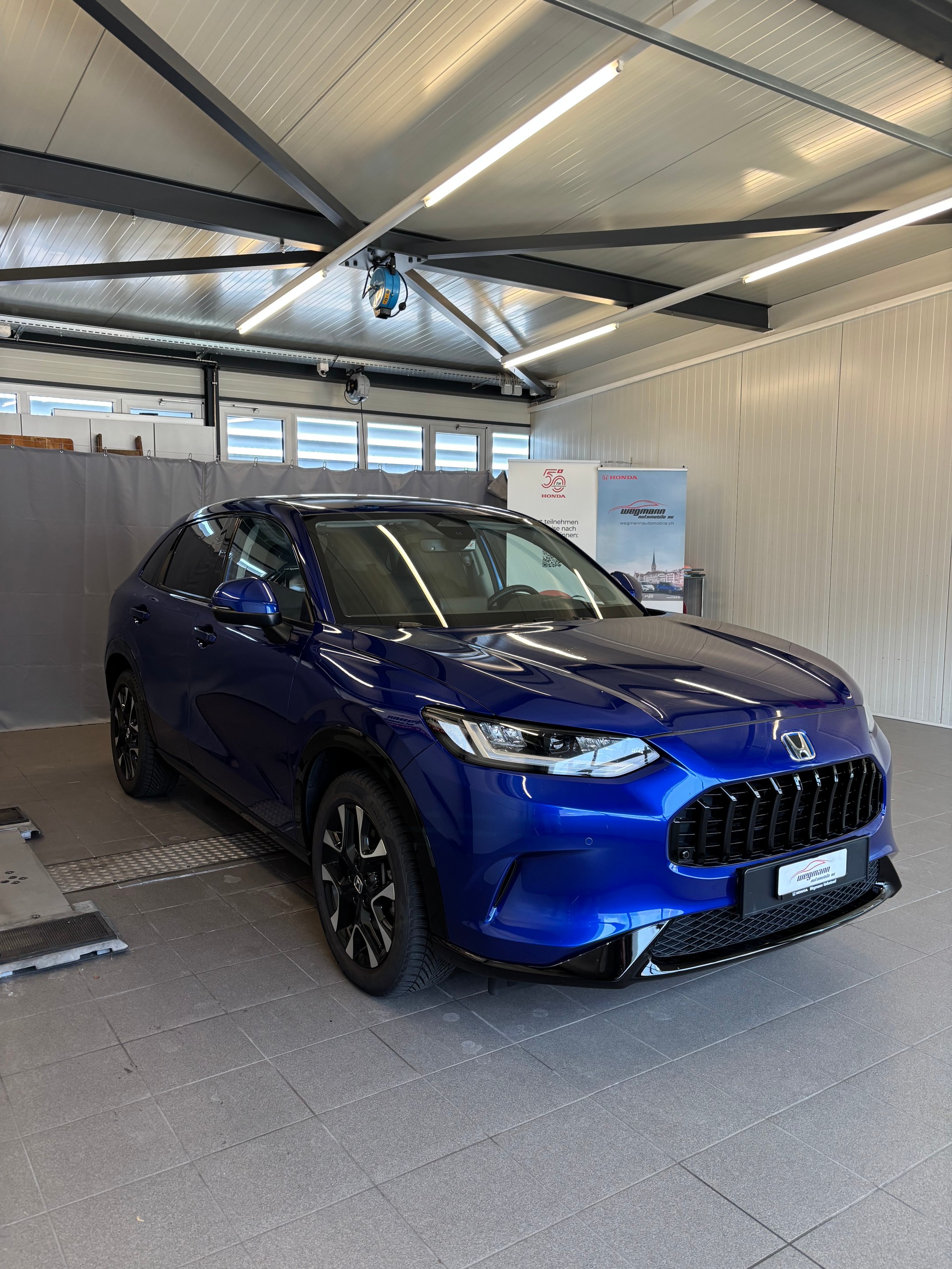 HONDA ZR-V 2.0i MMD Hybrid Advance Automatic-showroom-element-2