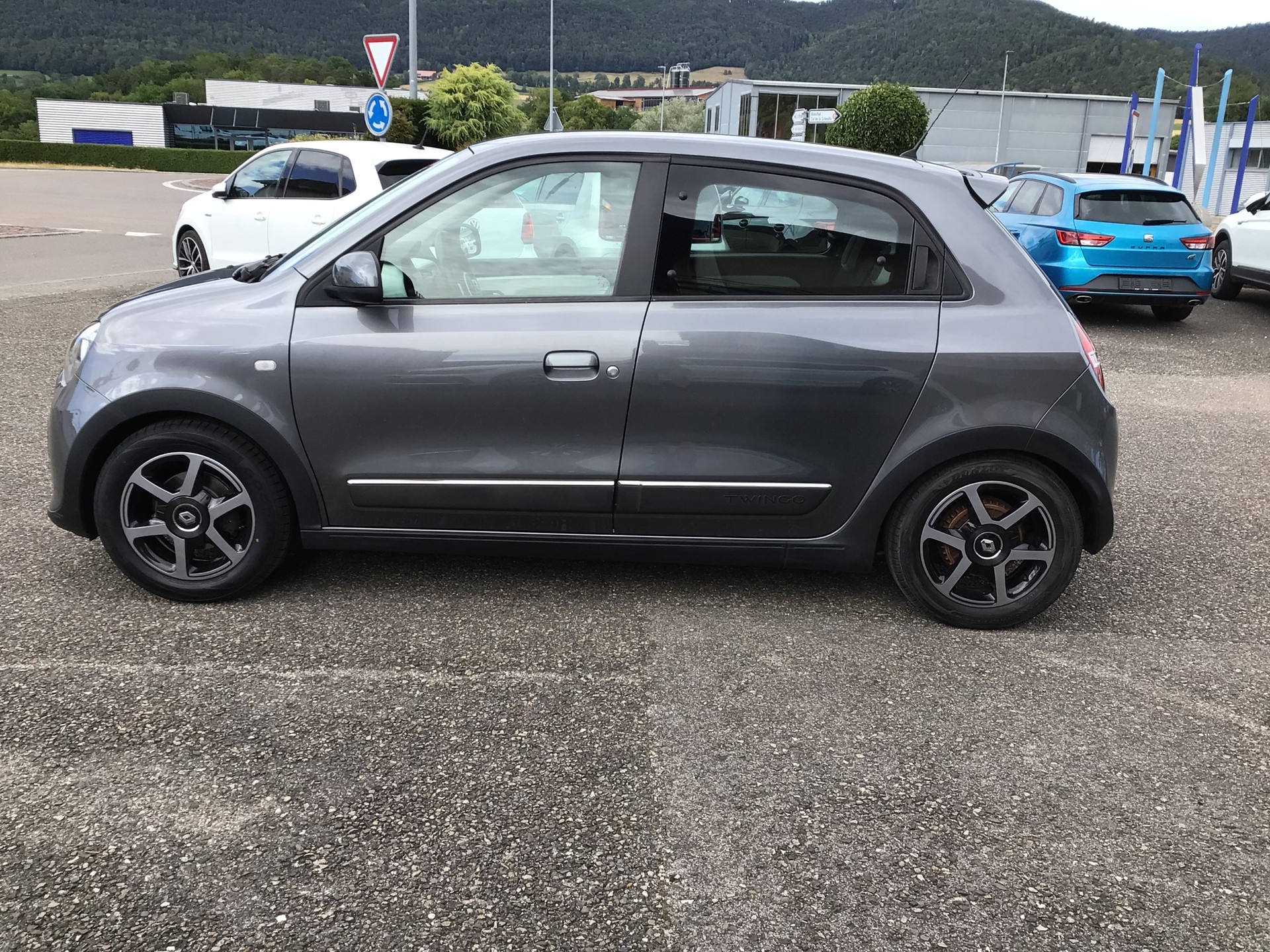 RENAULT Twingo 0.9 Intens EDC-image-4