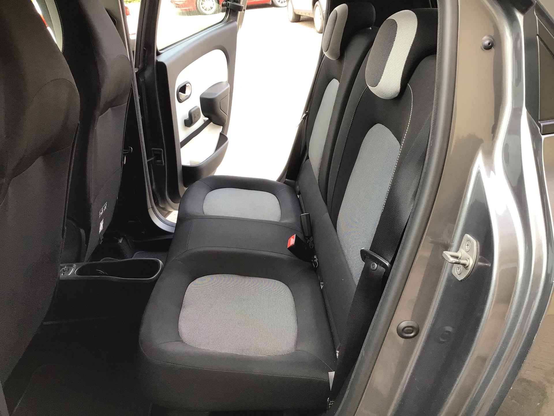 RENAULT Twingo 0.9 Intens EDC-image-6