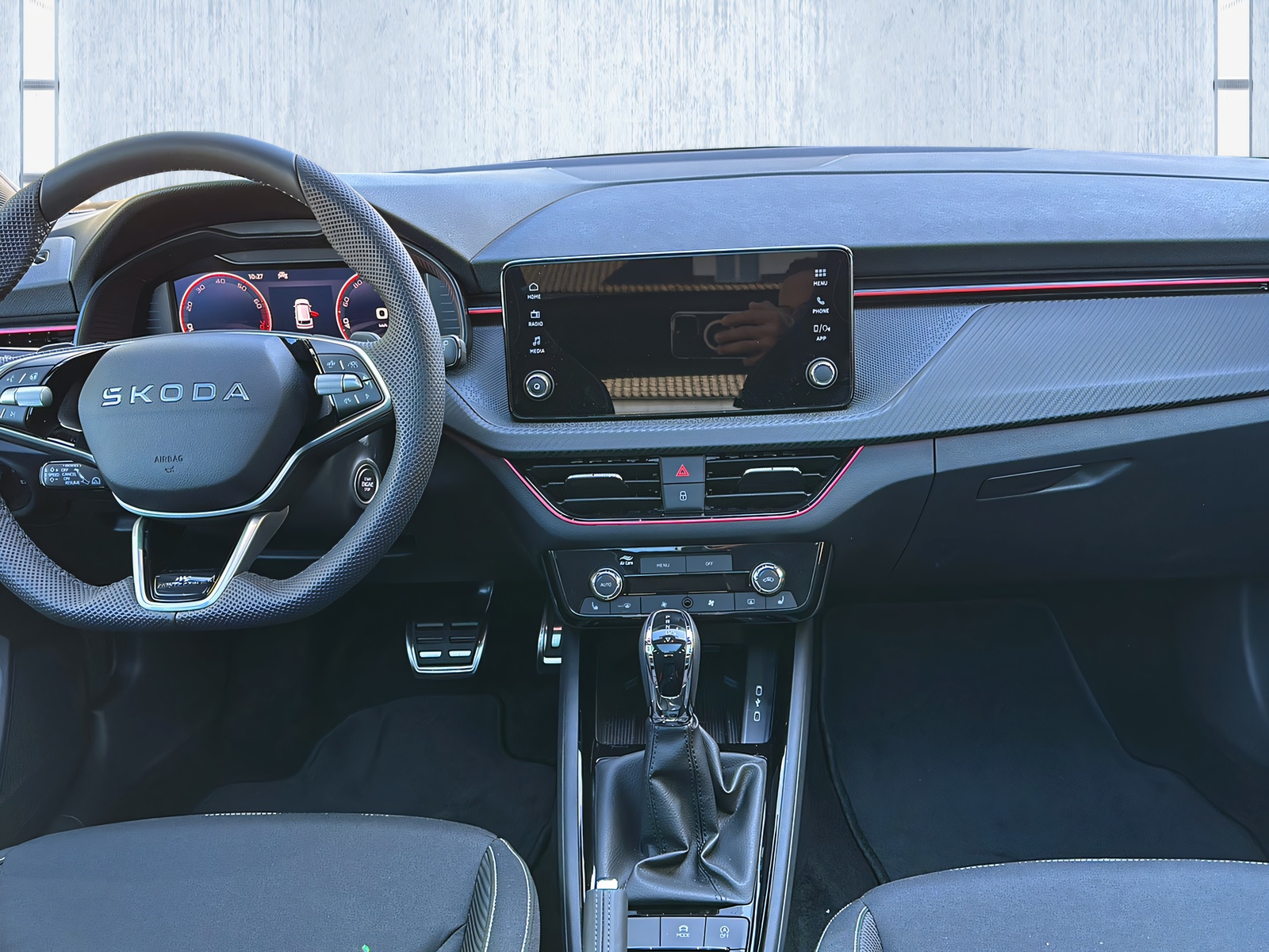 SKODA Kamiq 1.5 TSI Monte Carlo DSG-image-13