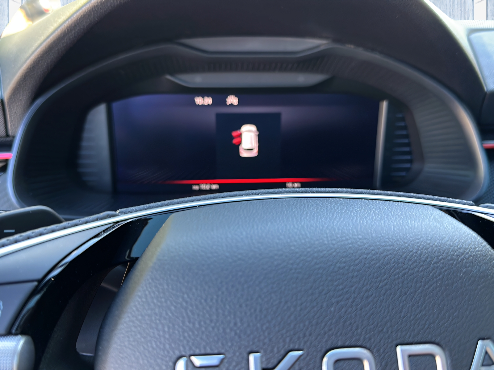 SKODA Kamiq 1.5 TSI Monte Carlo DSG-image-12