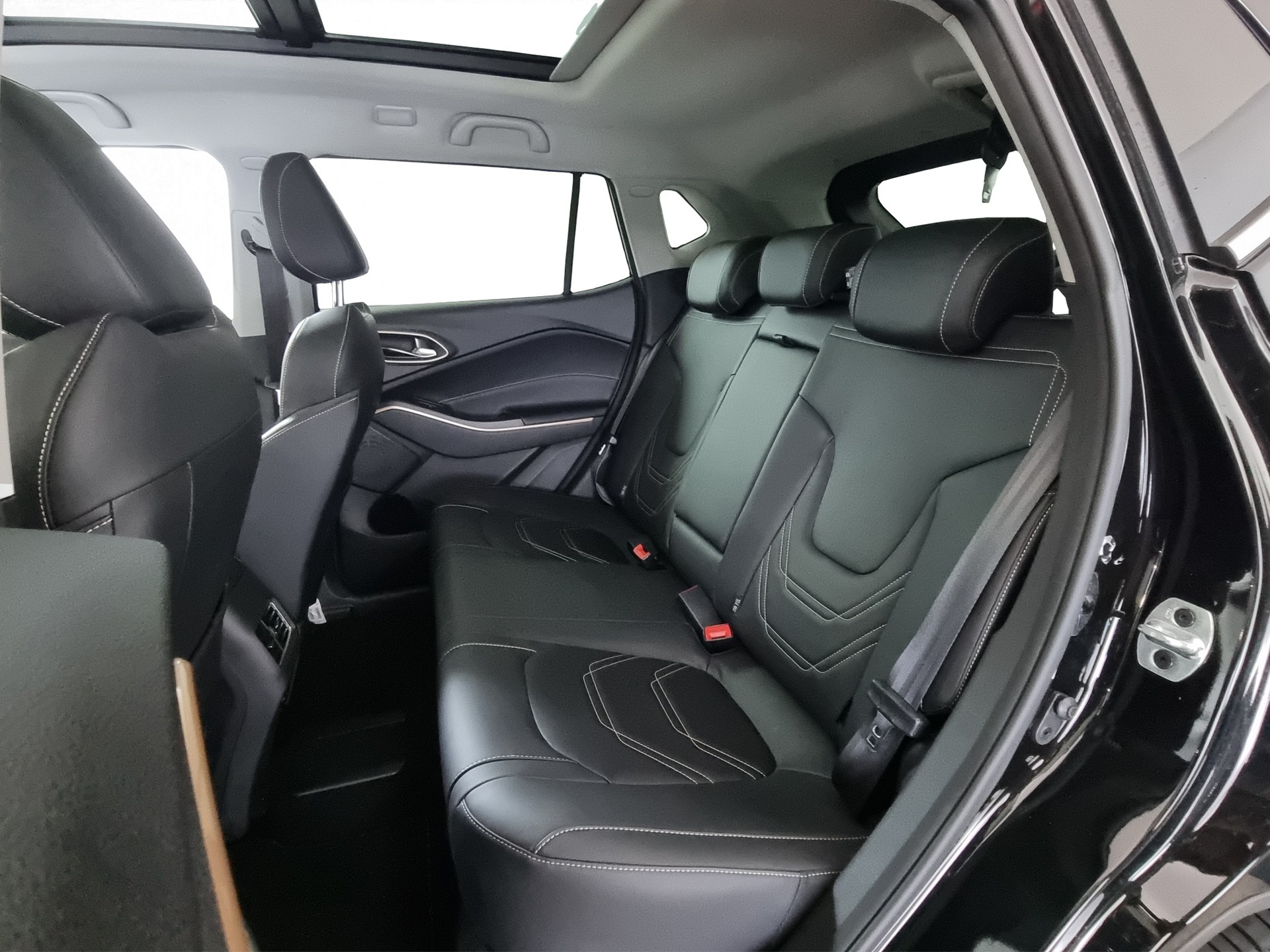 JAC e-JS4 EV Elektro Automat SUV-image-6