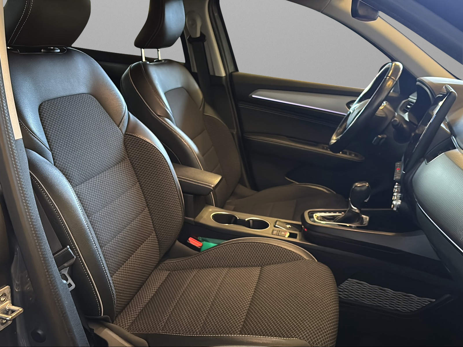RENAULT Arkana 1.6 E-Tech Intens-image-11