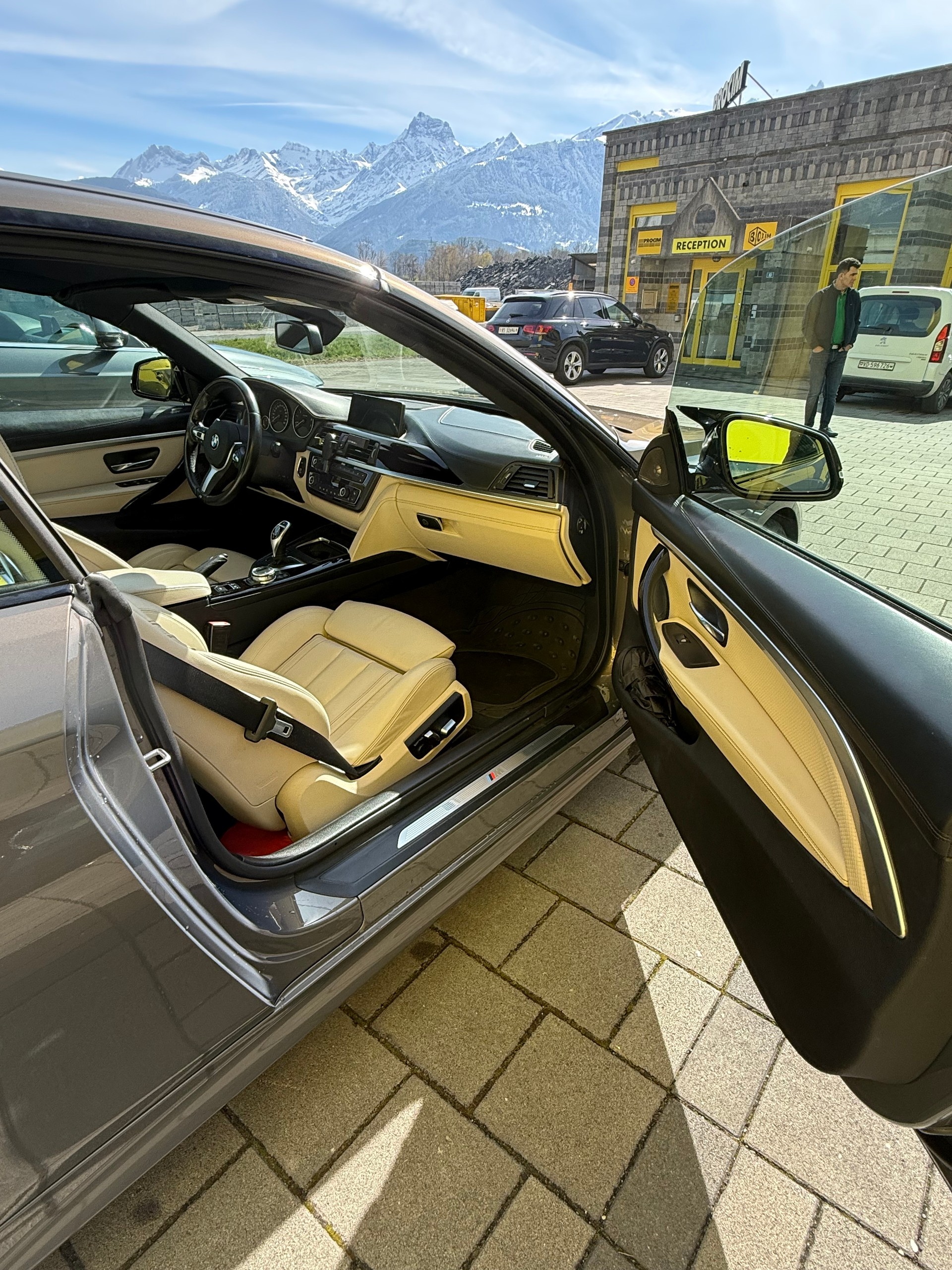 BMW 435i xDrive M sport cabrio-image-9