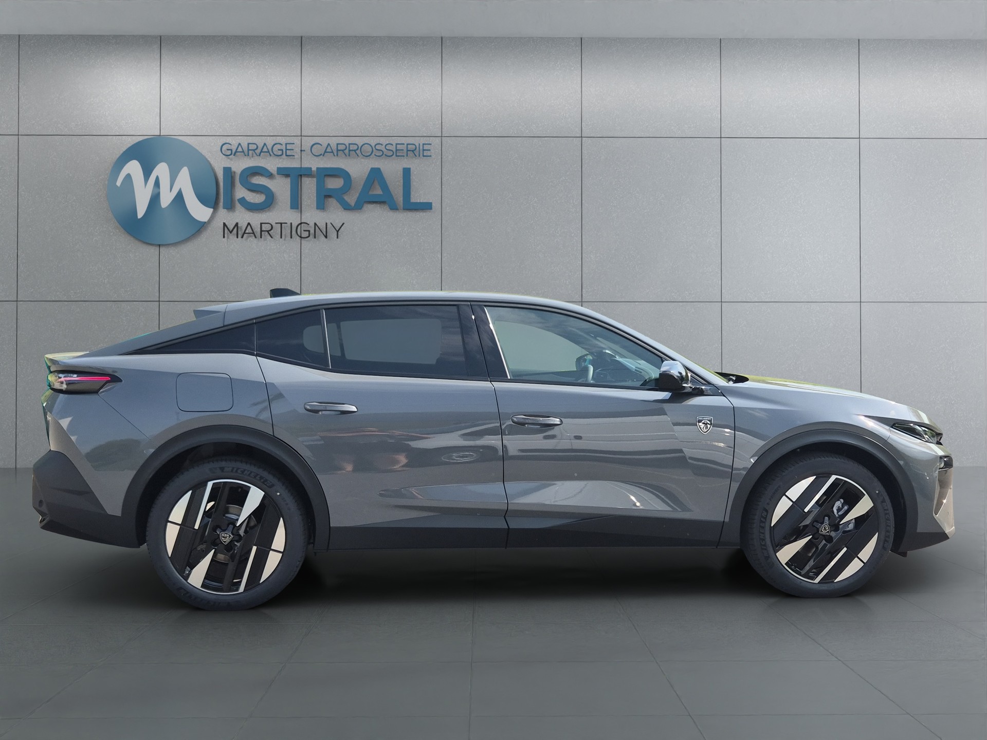 PEUGEOT 408 1.2 Hybrid GT Exclusive-image-6
