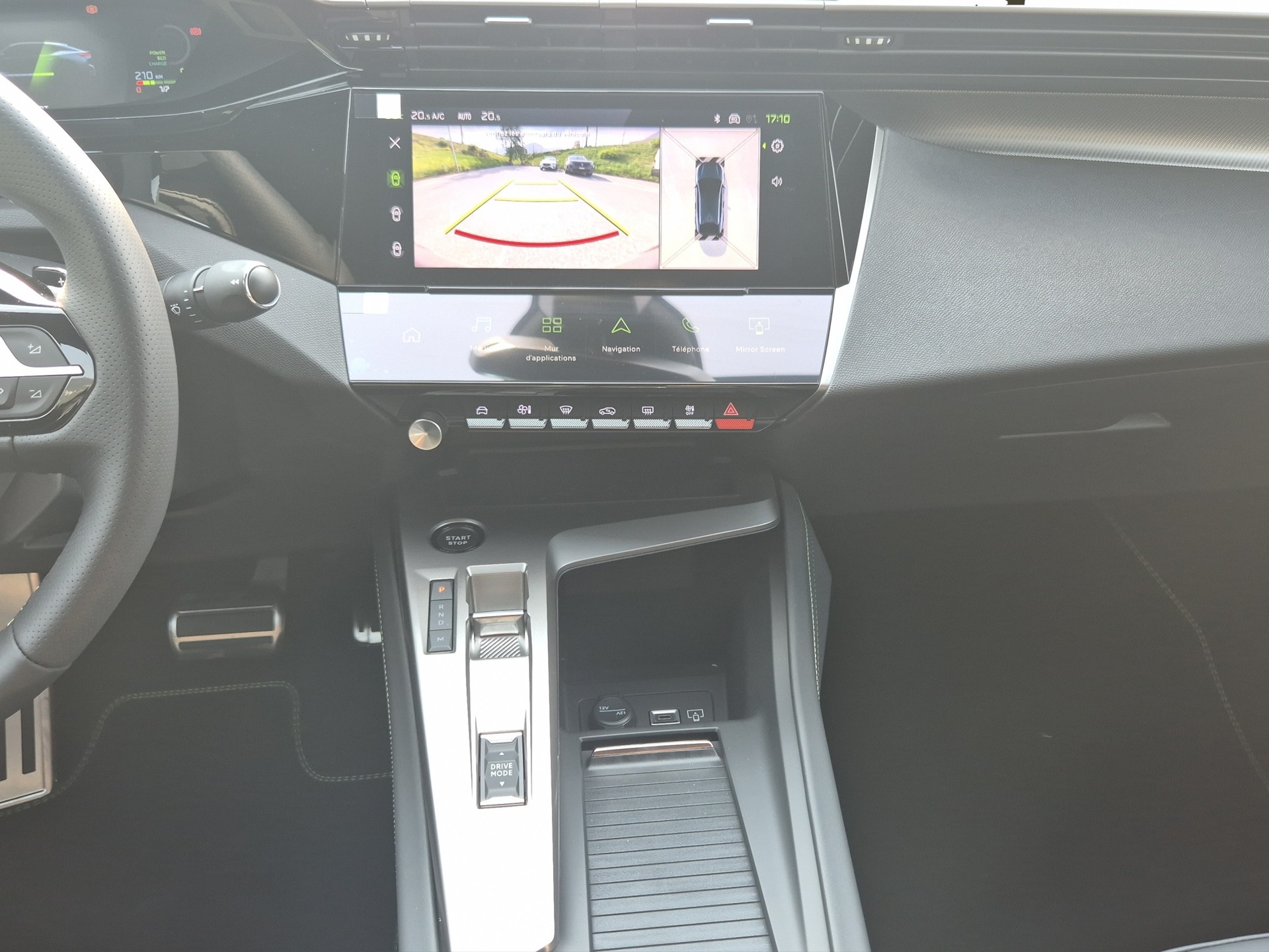 PEUGEOT 408 1.2 Hybrid GT Exclusive-image-13