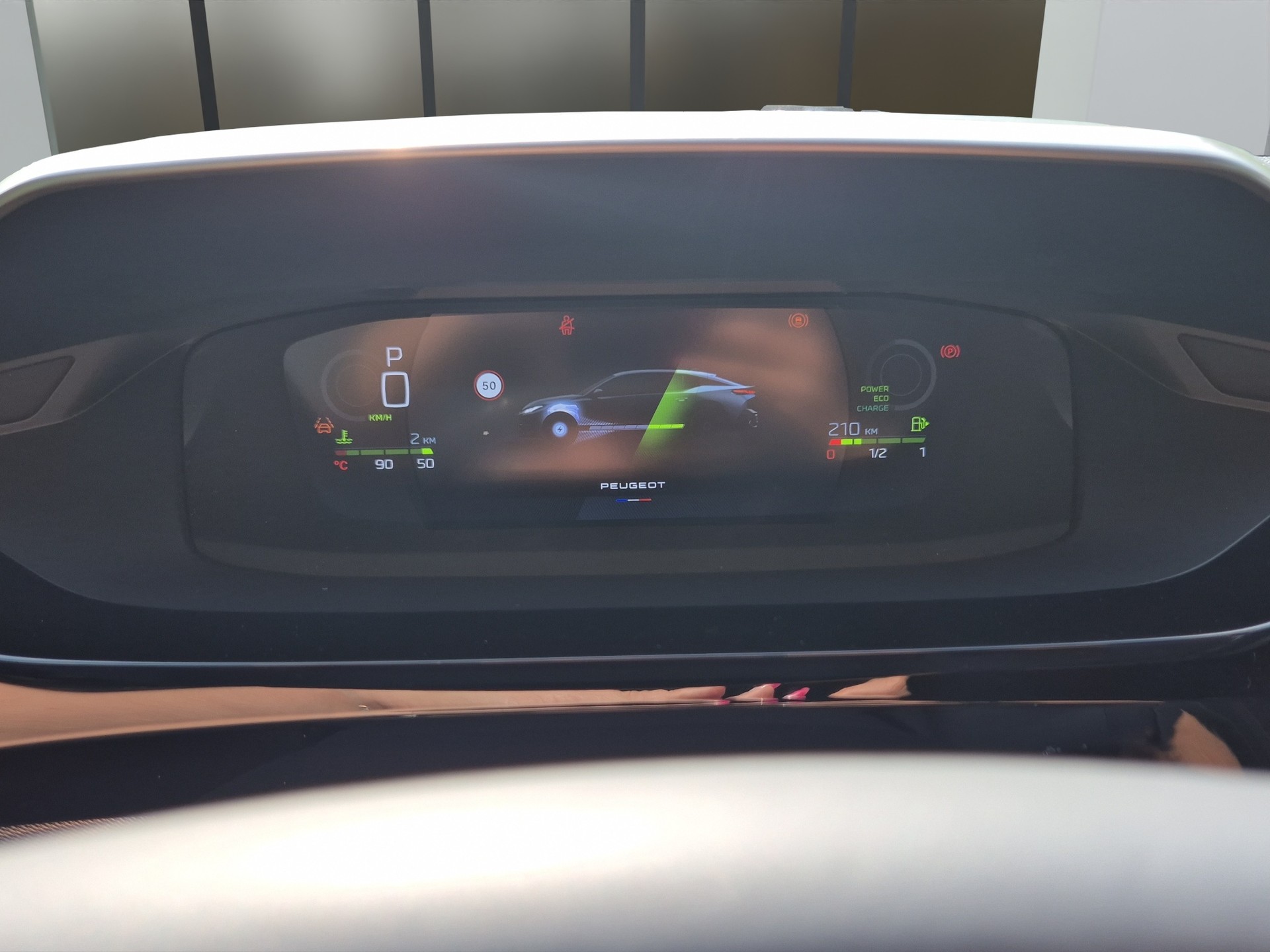 PEUGEOT 408 1.2 Hybrid GT Exclusive-image-10