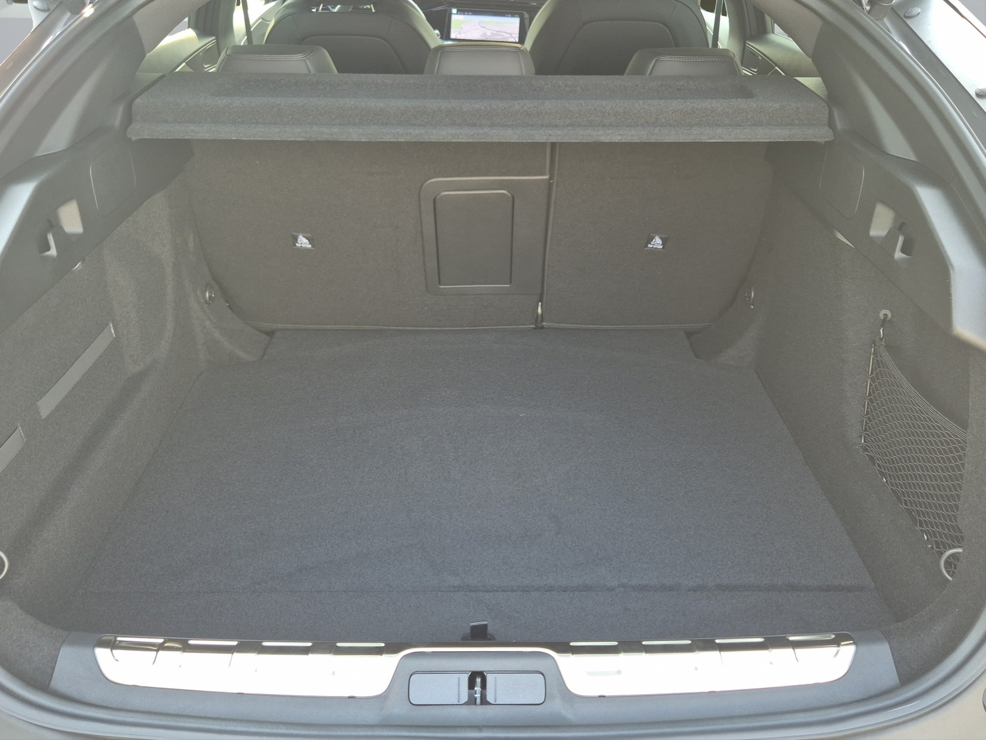 PEUGEOT 408 1.2 Hybrid GT Exclusive-image-17