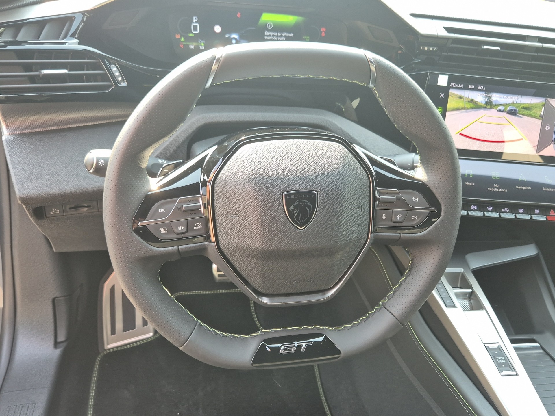 PEUGEOT 408 1.2 Hybrid GT Exclusive-image-9
