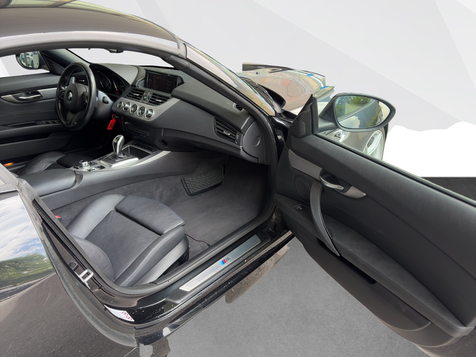 BMW Z4 35i sDrive DK Roadster-image-16