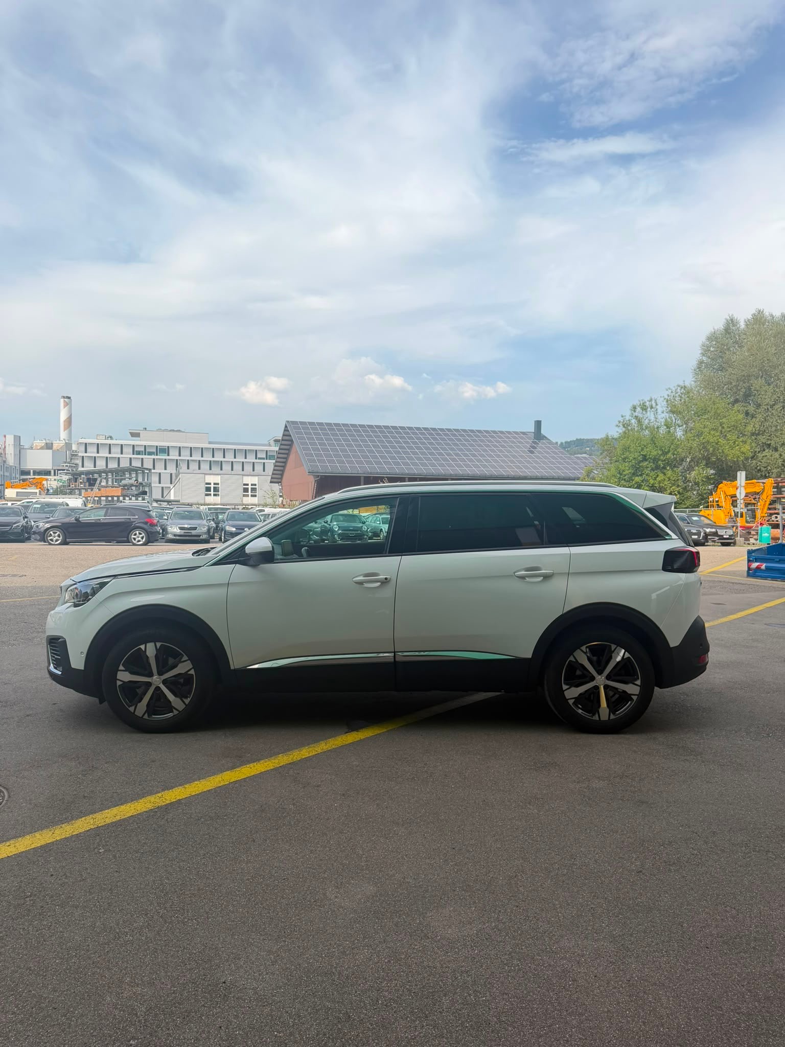 PEUGEOT 5008 1.5 BlueHDi Allure EAT-image-3