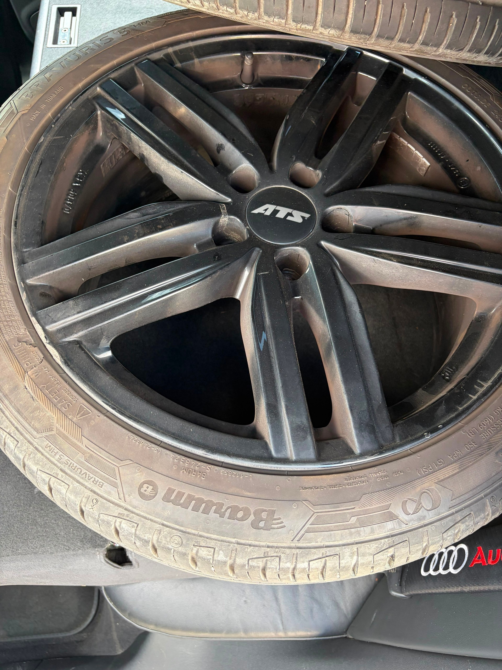 AUDI S4-image-11