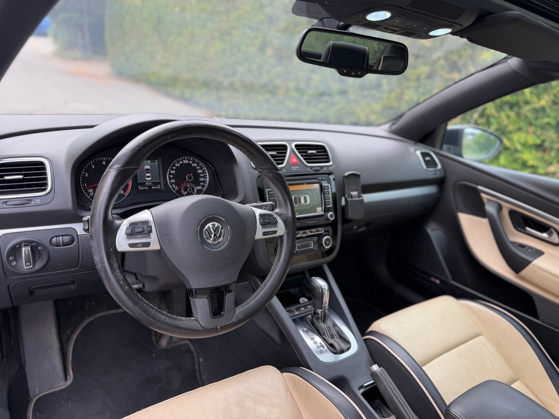 VW Eos 2.0 TSI White Night DSG-image-7