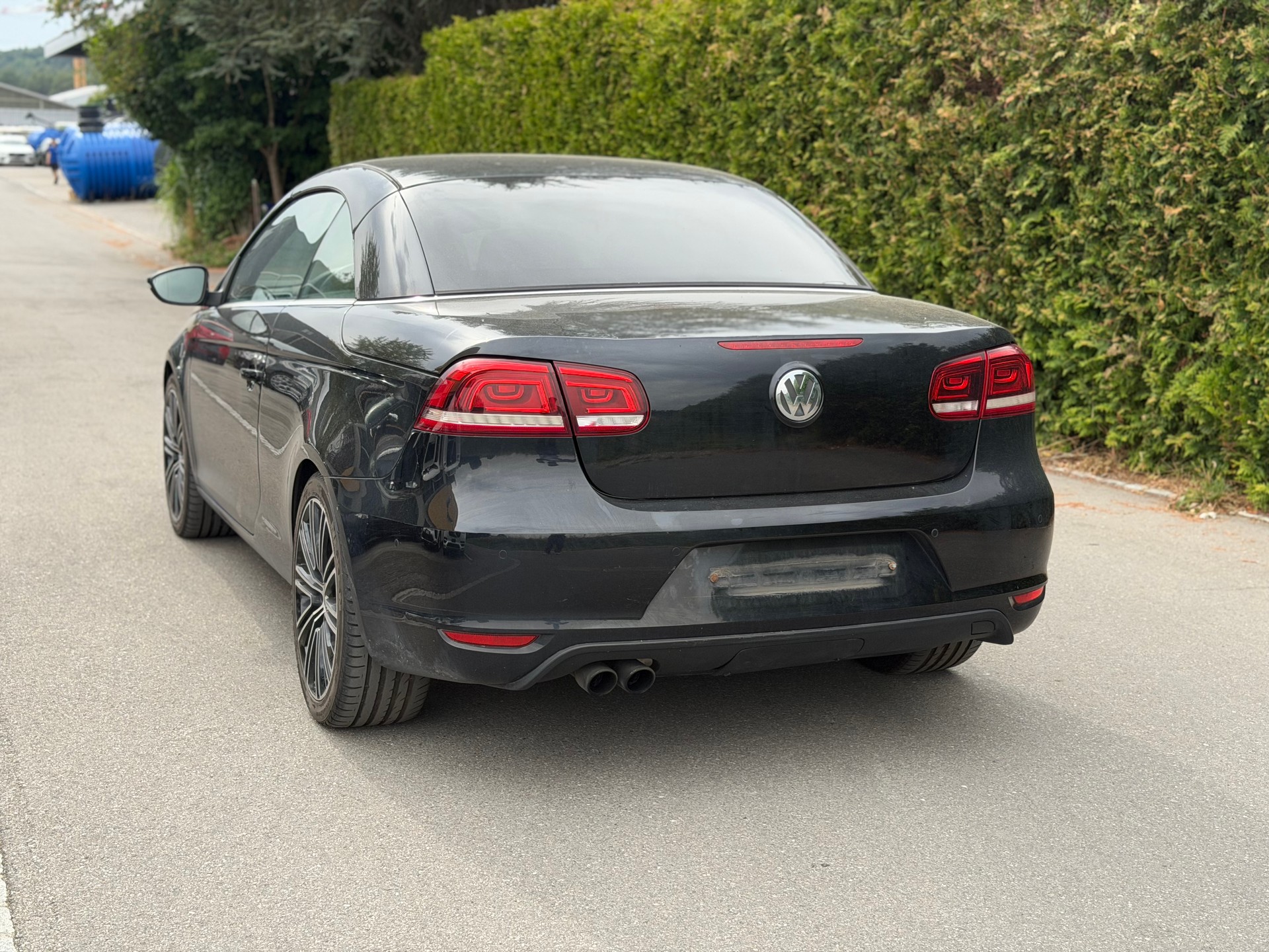 VW Eos 2.0 TSI White Night DSG-showroom-element-3