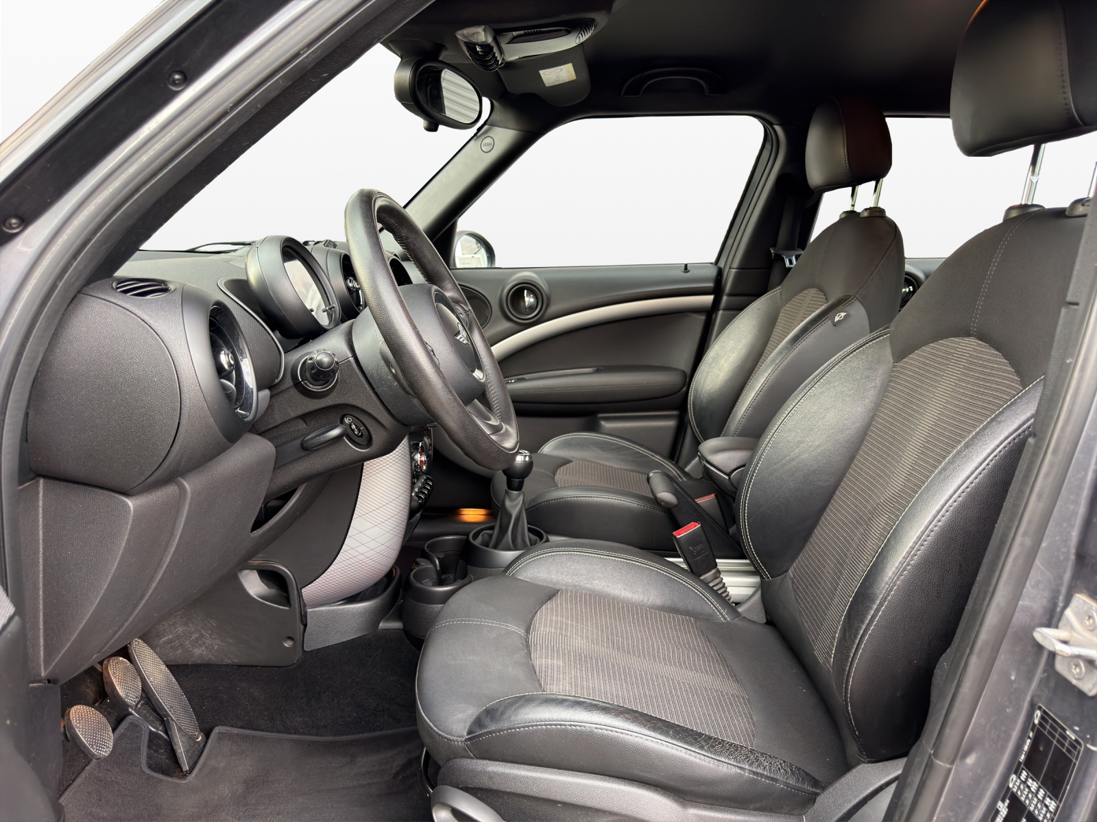 MINI Countryman Cooper D ALL4 Snowhill-image-8
