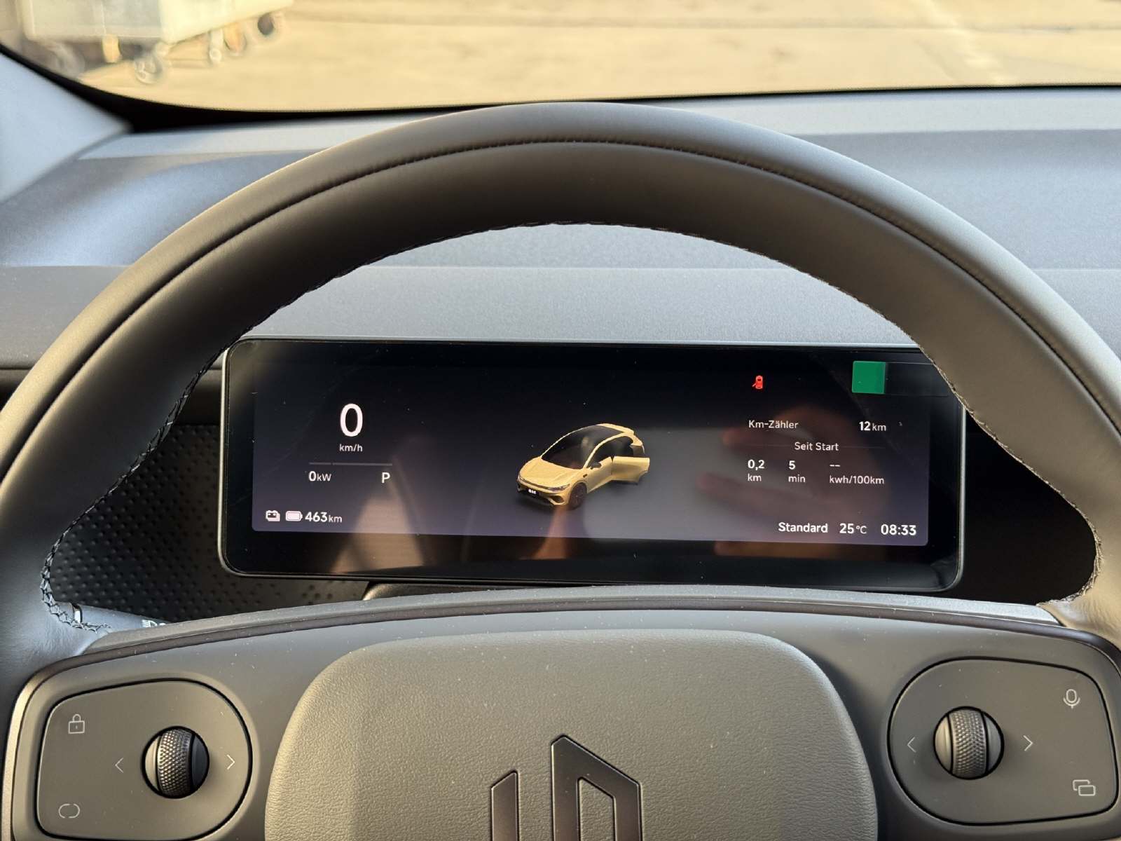 LEAPMOTOR B05 EV-image-8