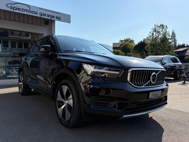 VOLVO XC40 1.5 T4 PiH Inscription Expression