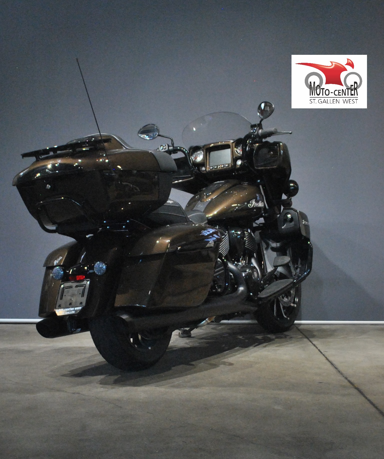 INDIAN Roadmaster Dark Horse-image-4