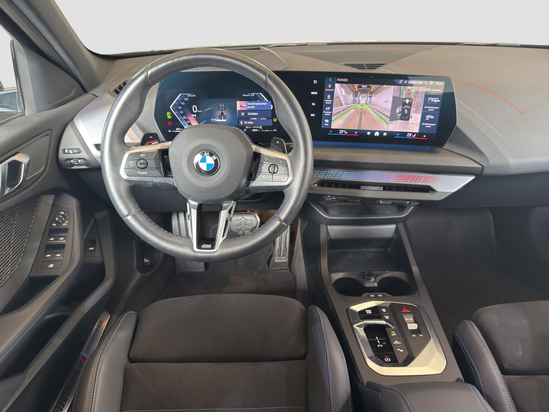 BMW 118d Steptronic M Sport Pro | HEAD-UP DISPLAY | MASSAGESITZE | 360° KAMERA | KEYLESS GO-image-9