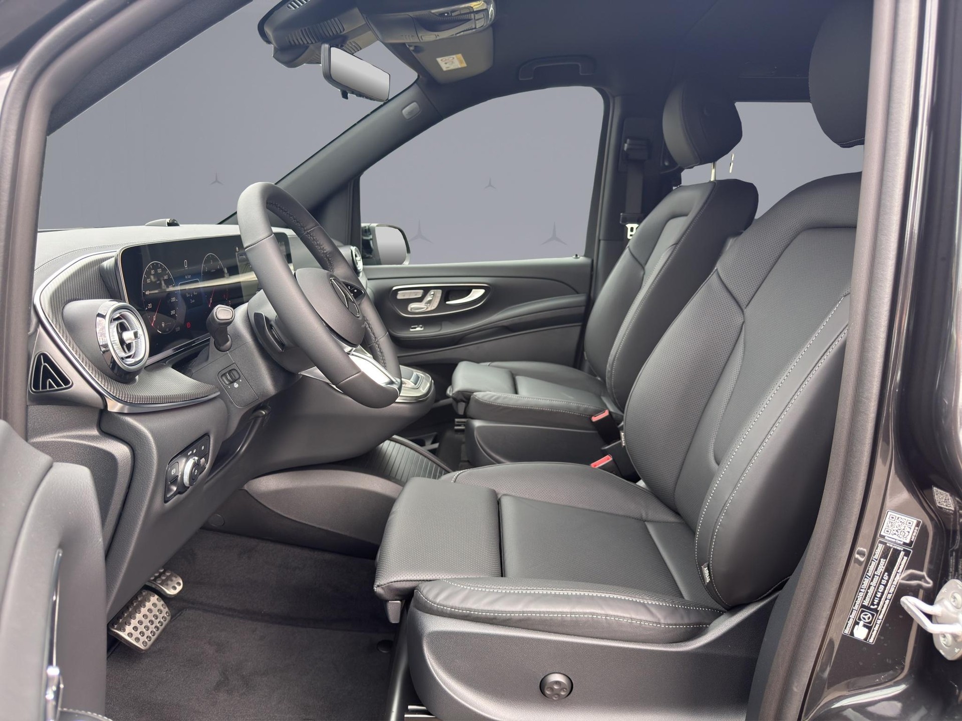 MERCEDES-BENZ V 300 d Exclusive lang Van-image-8