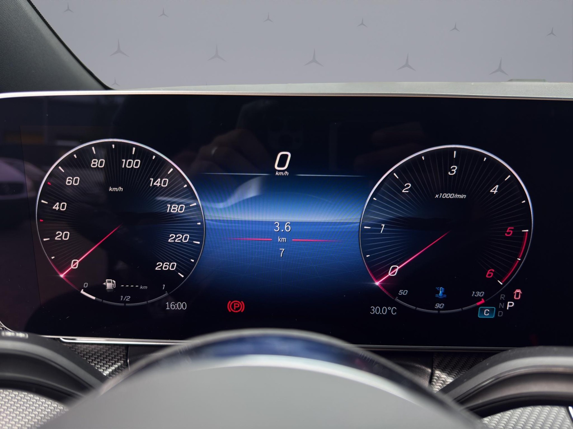 MERCEDES-BENZ V 300 d Exclusive lang Van-image-10