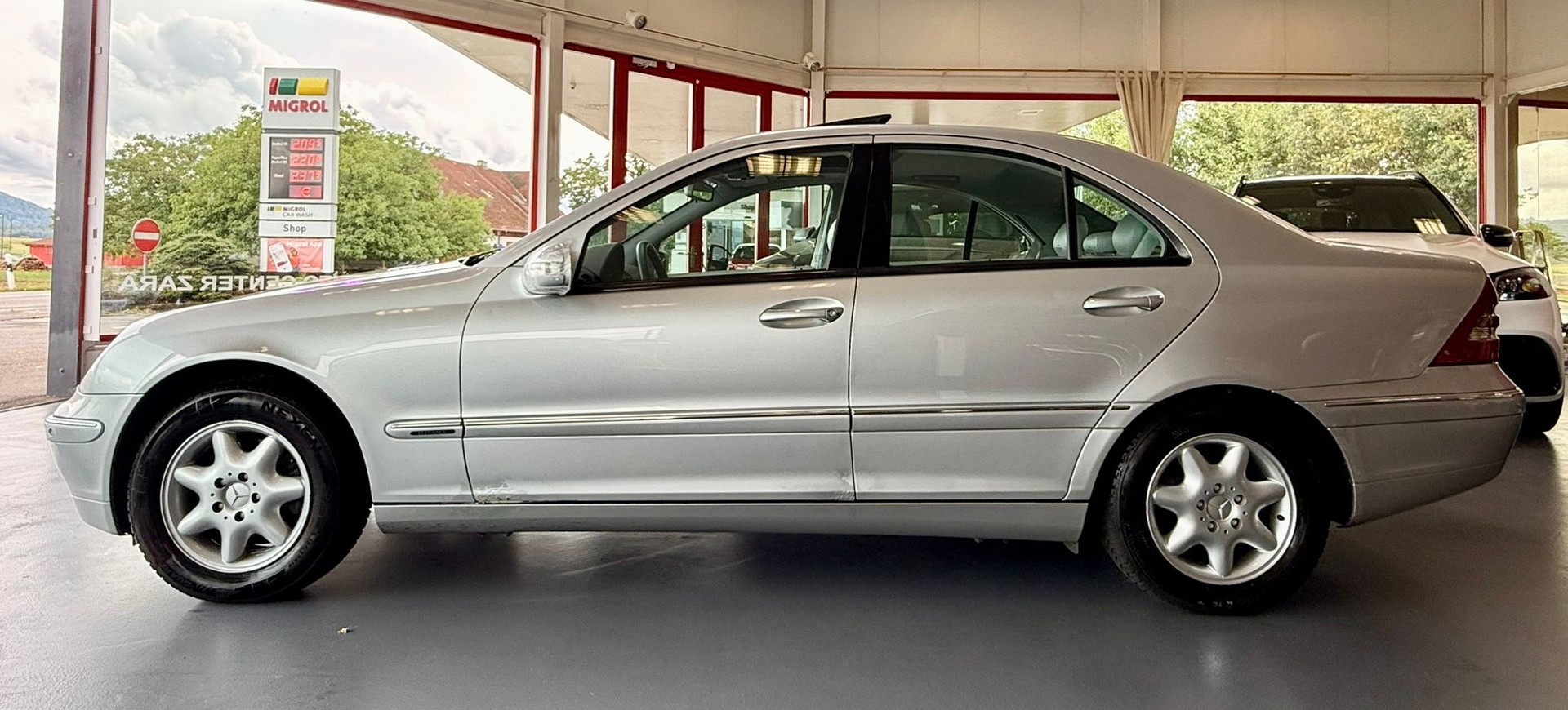 MERCEDES-BENZ C 220 CDI Elégance-image-7
