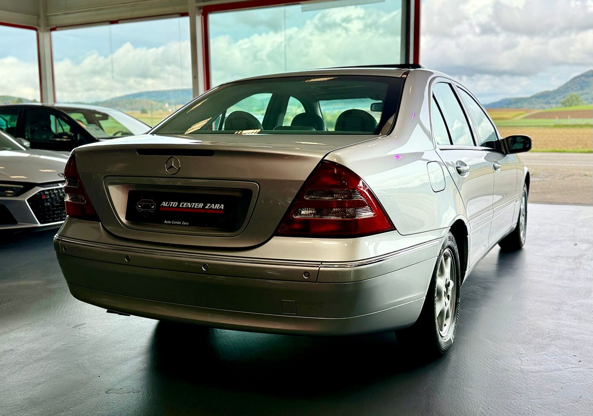 MERCEDES-BENZ C 220 CDI Elégance-image-12