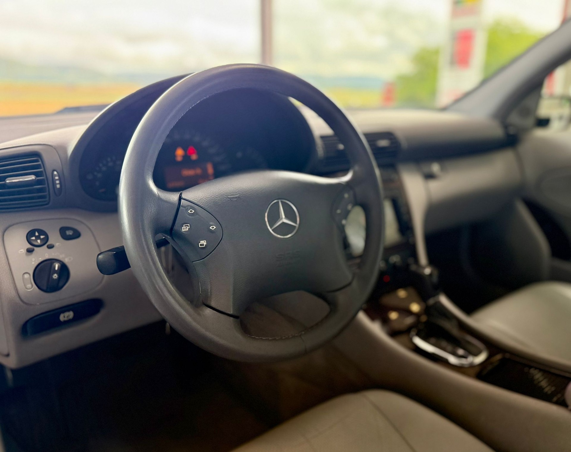 MERCEDES-BENZ C 220 CDI Elégance-image-16