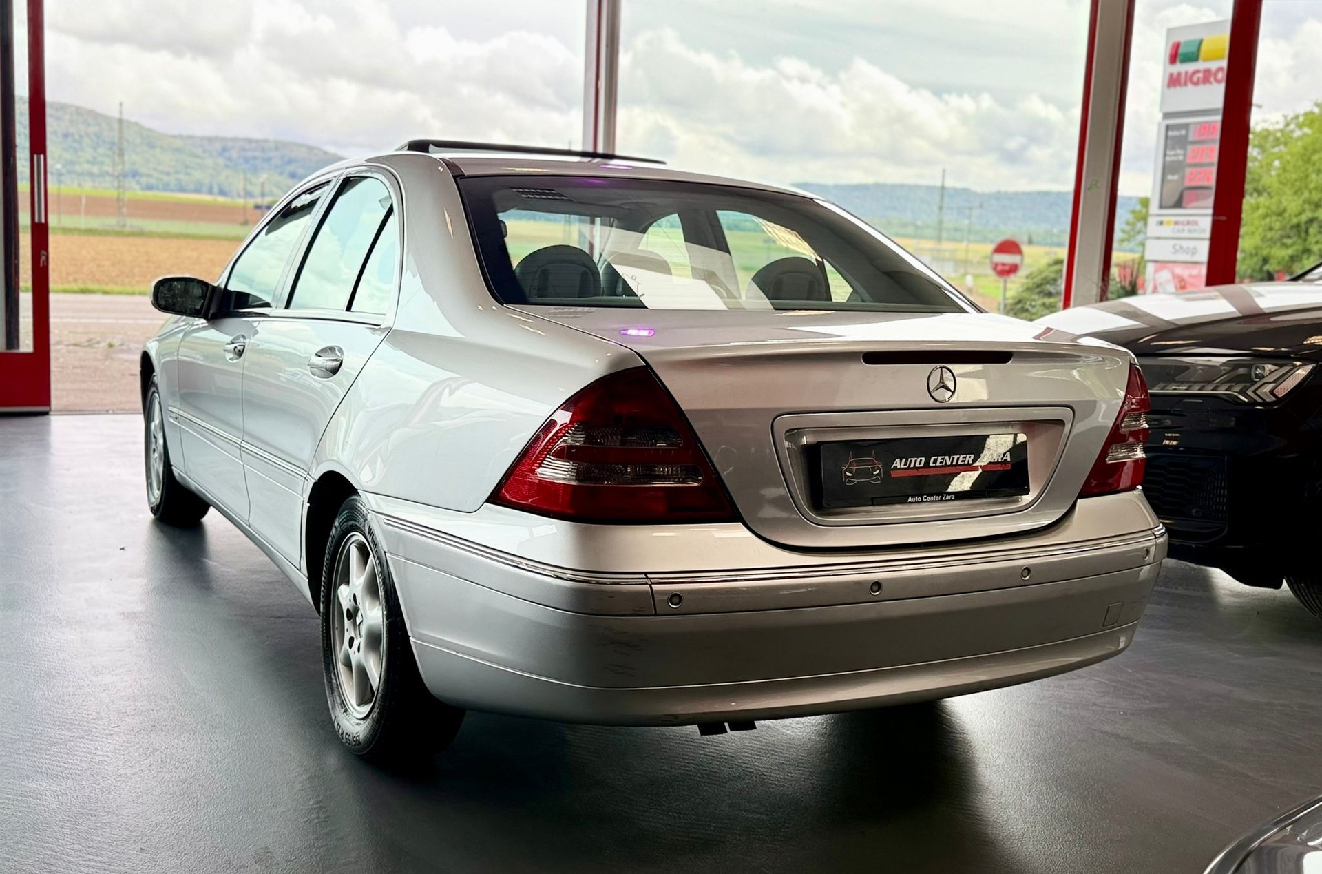 MERCEDES-BENZ C 220 CDI Elégance-image-9