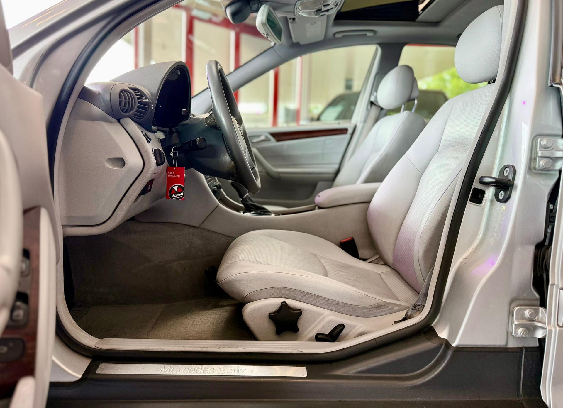 MERCEDES-BENZ C 220 CDI Elégance-image-14