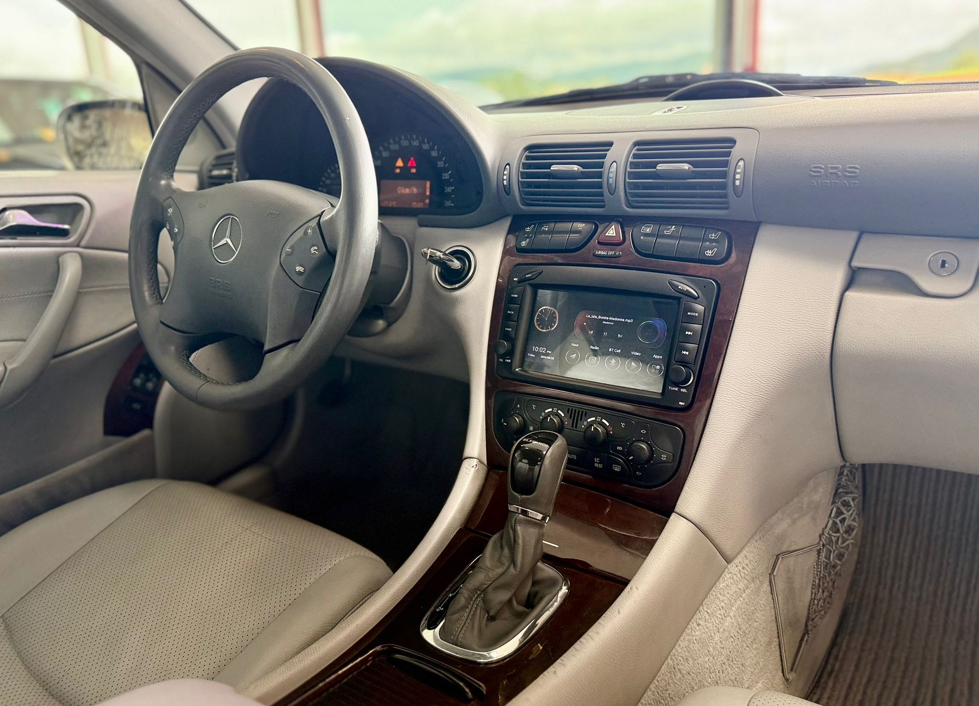 MERCEDES-BENZ C 220 CDI Elégance-image-19