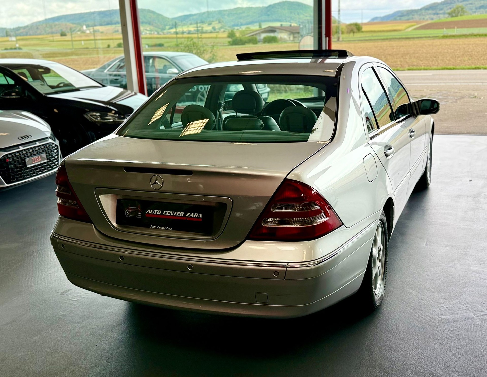 MERCEDES-BENZ C 220 CDI Elégance-image-11