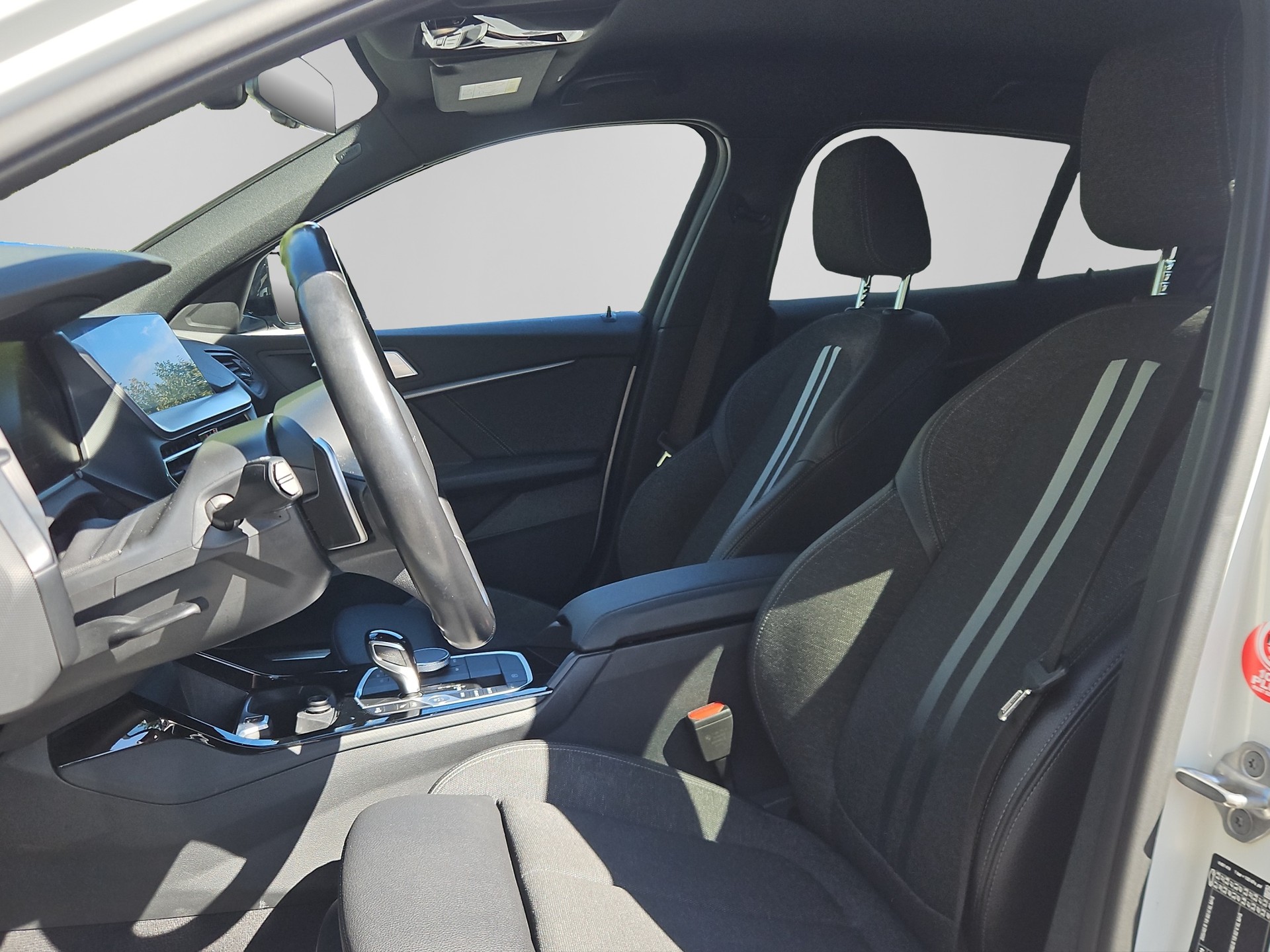 BMW 120d xDrive Steptronic Sport Line-image-17