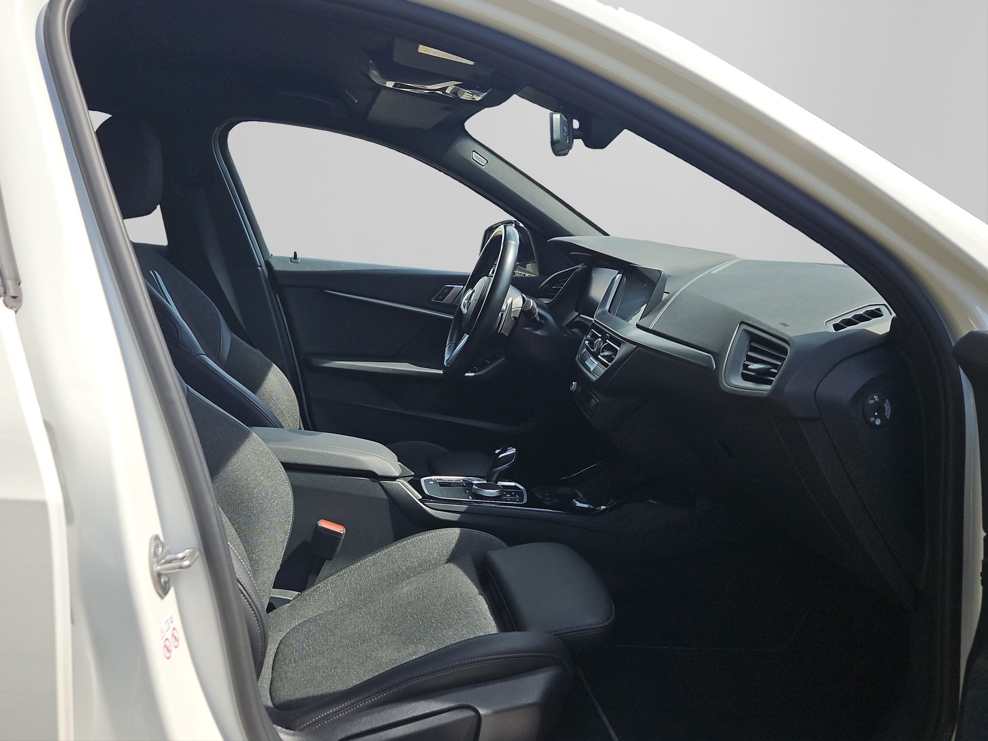 BMW 120d xDrive Steptronic Sport Line-image-14