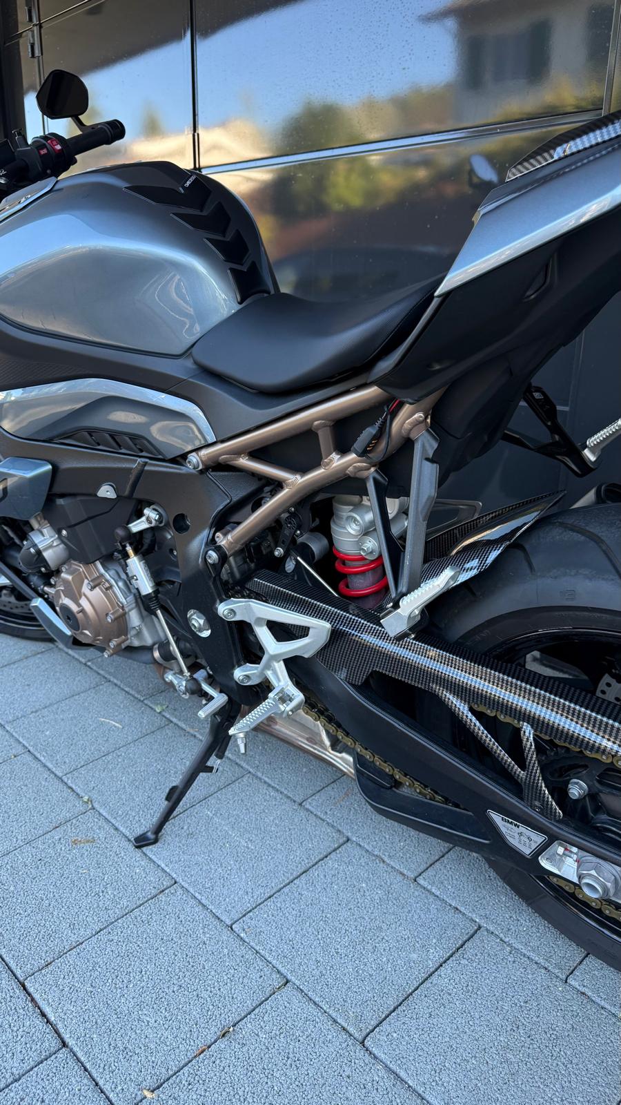 BMW S 1000 R-image-3