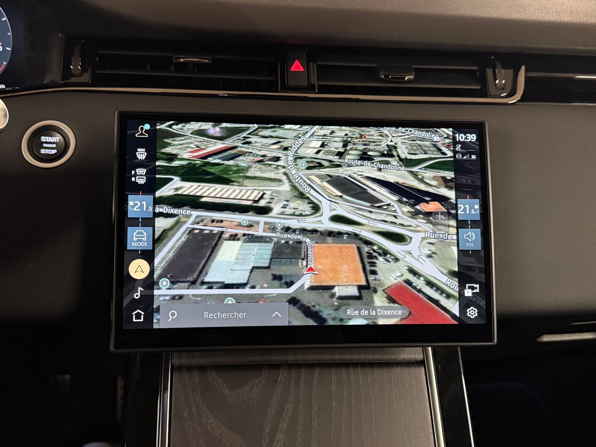 LAND ROVER Range Rover Evoque 1.5 T 270e Dynamic SE-image-13